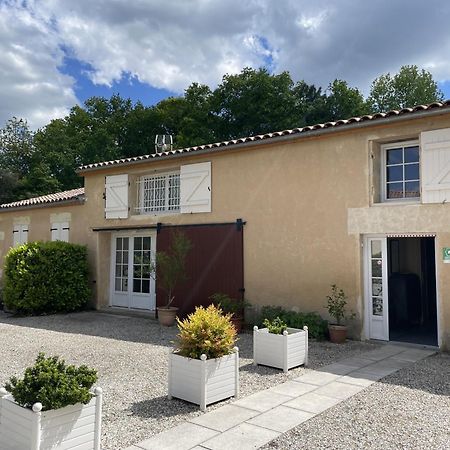 Les Gites Du Domaine De Ludeye Listrac-Médoc Exterior foto